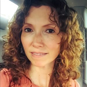 Meet your Posher, Karrie